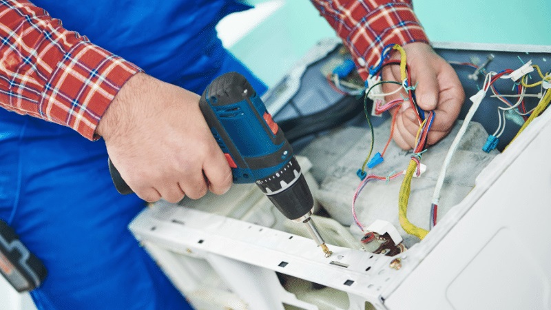 Gördes Siemens Siemens çamaşır makinesi kart tamiri – Su almama arızası orijinal parça ile giderildi. - Teknik servis örneği